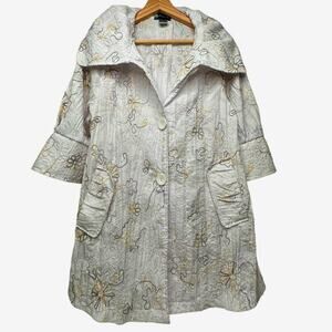 Damee Inc Lightweight Jacket Swing Overcoat SMALL Embroidery Art to Wear